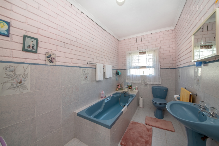 2 Bedroom Property for Sale in Pringle Bay Western Cape